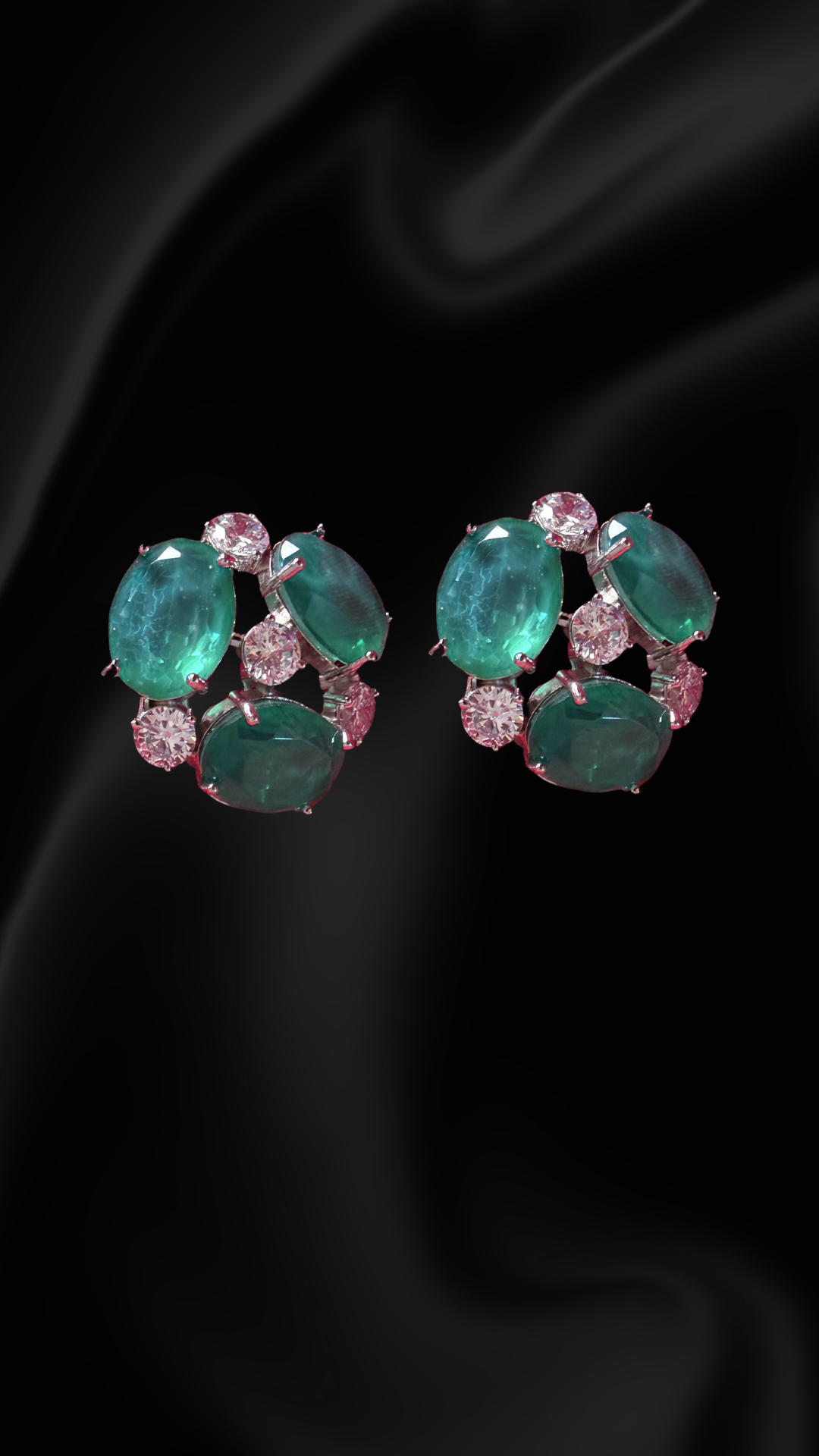 Trine Cluster Stud Earrings - Green