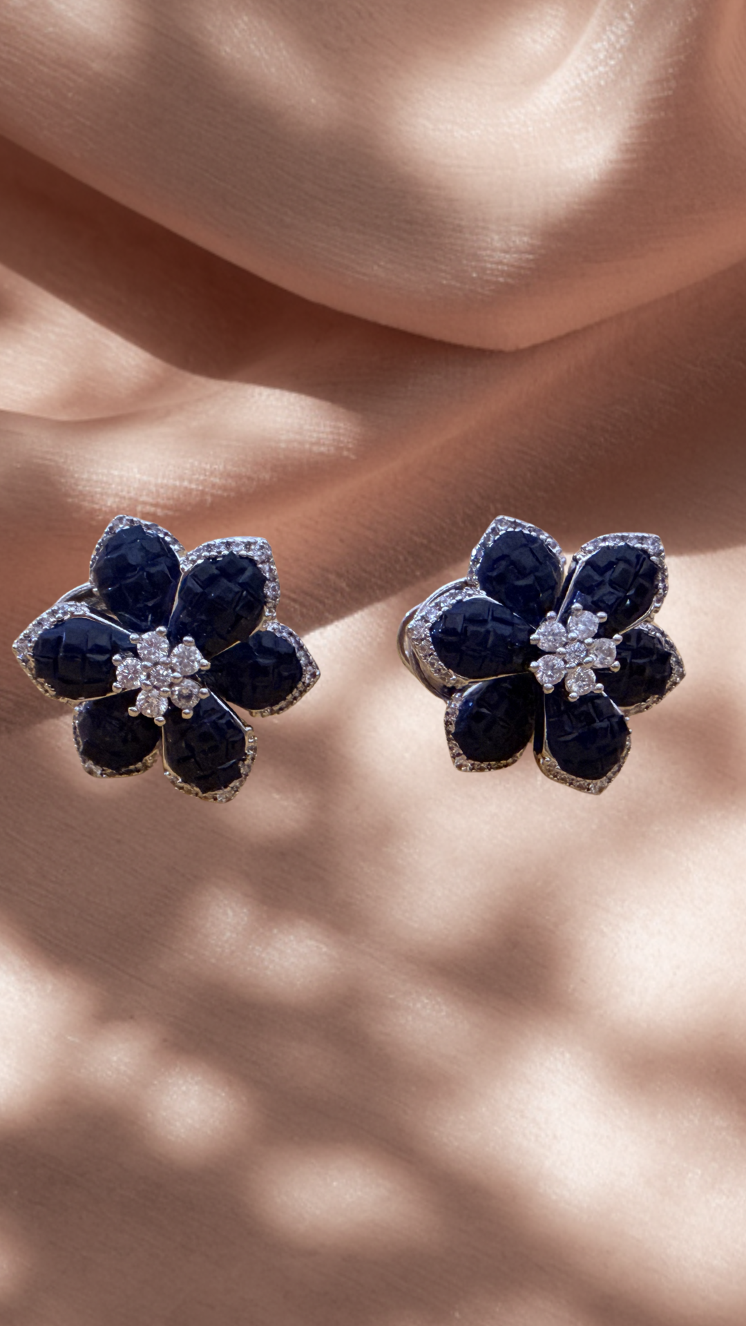Luna Flower Stud Earrings - Royal Blue