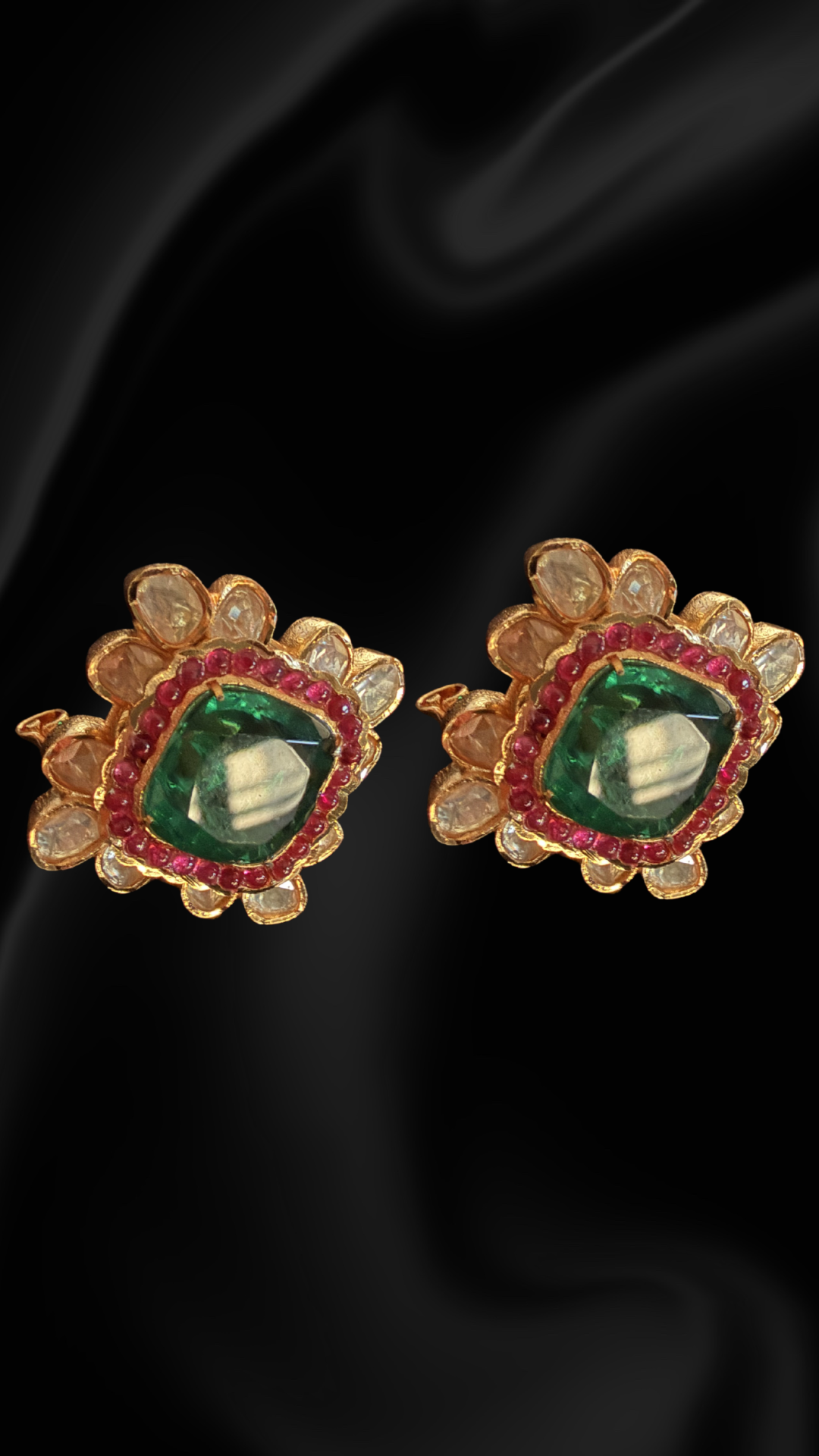 Zaraa Cushion Halo Stud Earrings - Green
